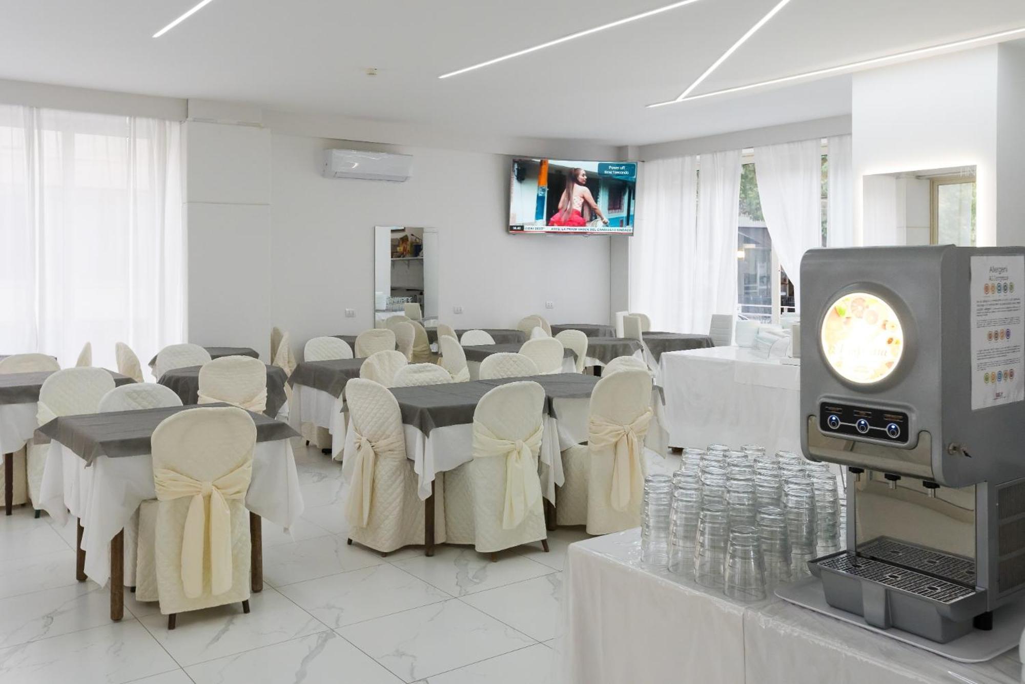 Hotel Ninfea Cattolica Eksteriør billede